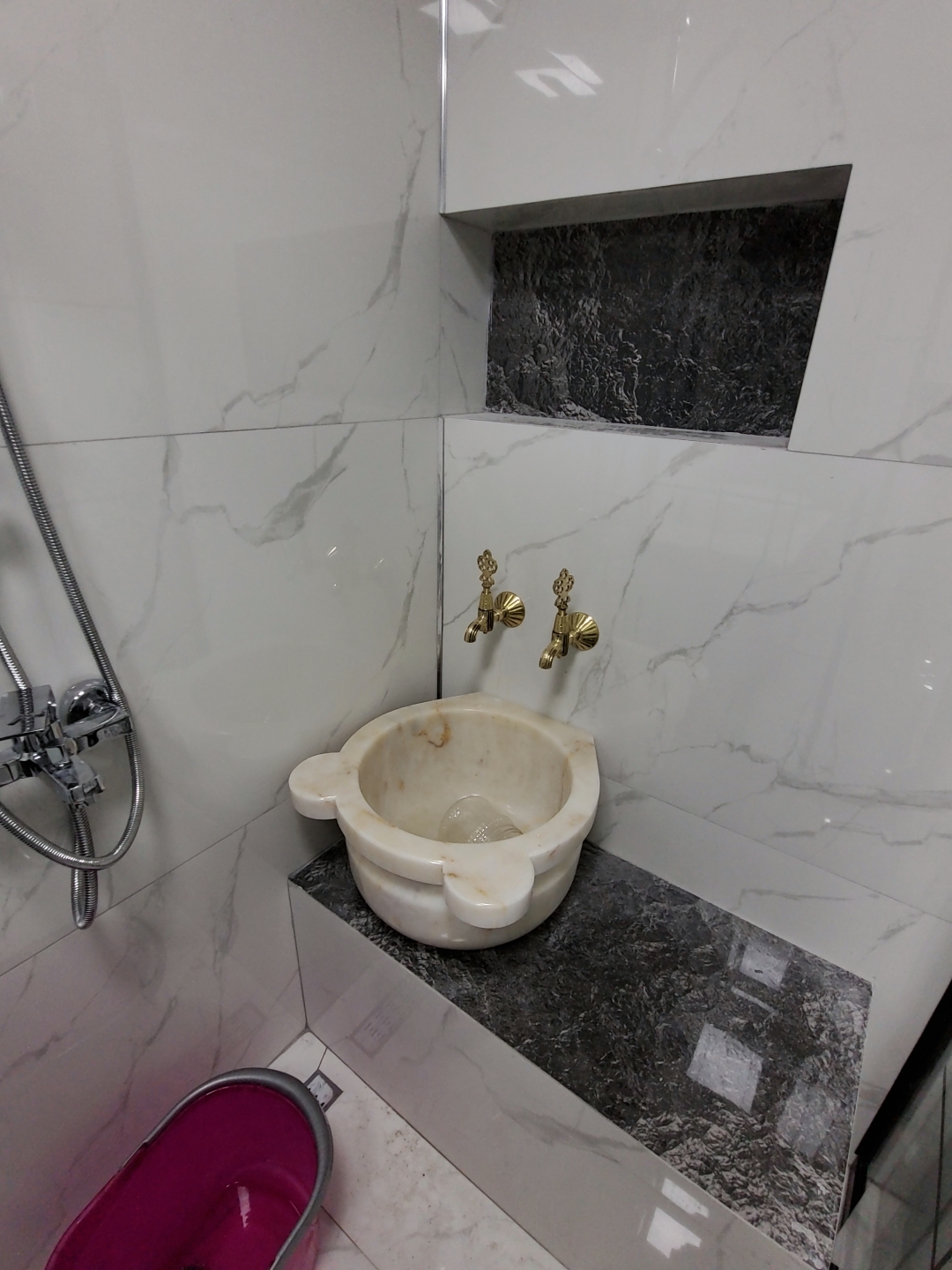 Banyo Örnek
